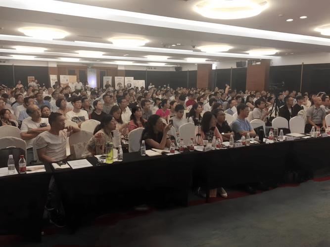 指尖承乾坤，掌中见凌云——访上海涧松健康咨询成长侧记